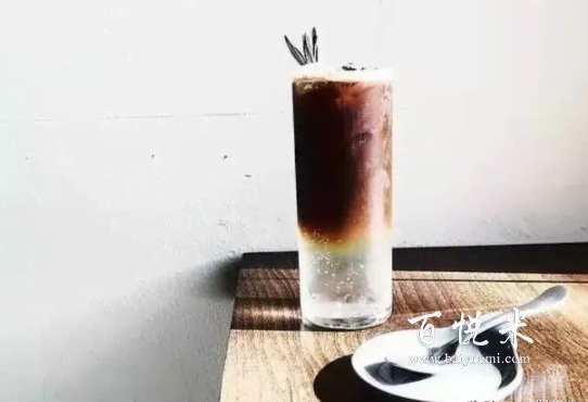 9款咖啡雞尾酒制作方法，適合炎炎夏日，快來體驗一下